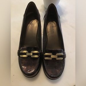Bandolino loafers